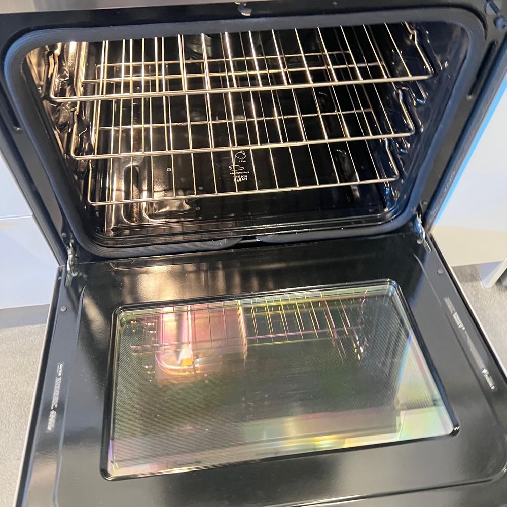 Oven after cleaning