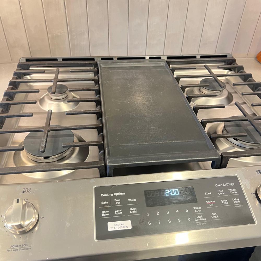 Stovetop after cleaning